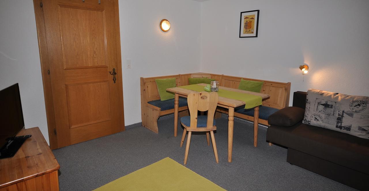 Hotel Haus Fritz à Warth  Extérieur photo